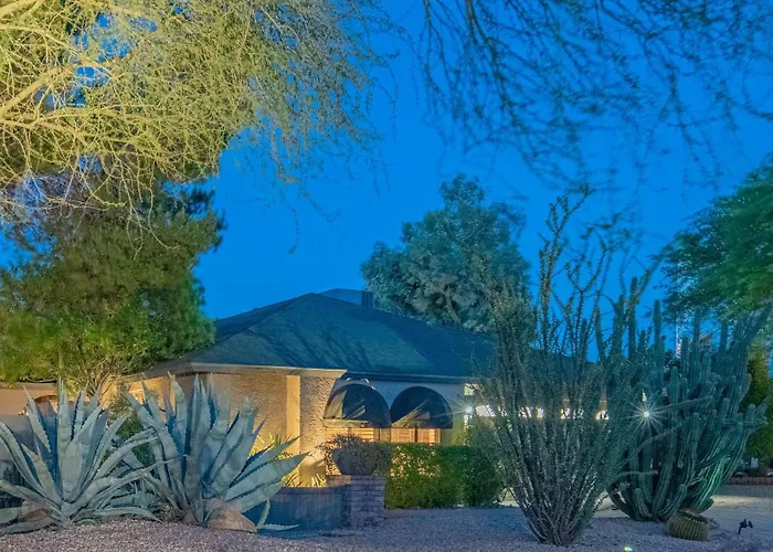 Private Lush North Scottsdale Paradise Holiday home Scottsdale